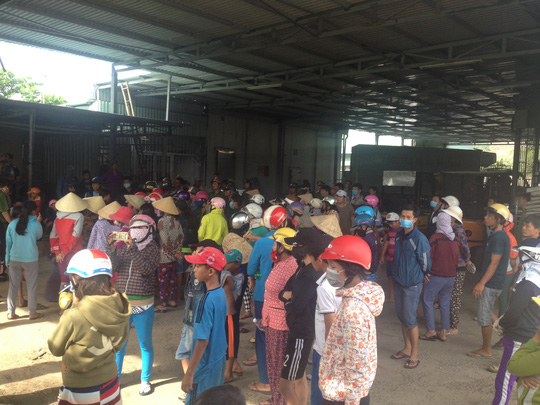 Bộ[-]NN-PTNT[-]v&agrave;o[-]cuộc[-]vụ[-]t&ocirc;m[-]h&ugrave;m[-]chết[-]h&agrave;ng[-]loạt[-]ở[-]Ph&uacute;[-]Y&ecirc;n